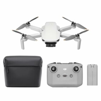 DJI Mini Drohne mit Fernbedienung, Akku und Tasche.